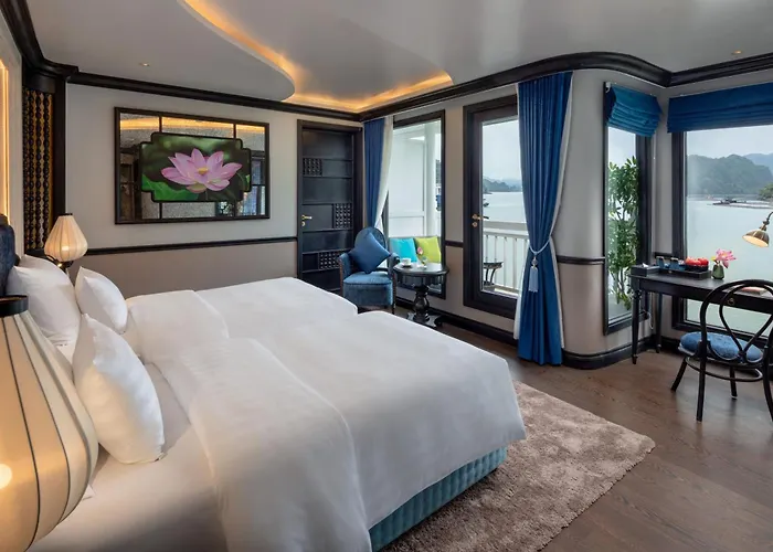 Lan Ha Aurora Boutique Cruise Ha Long